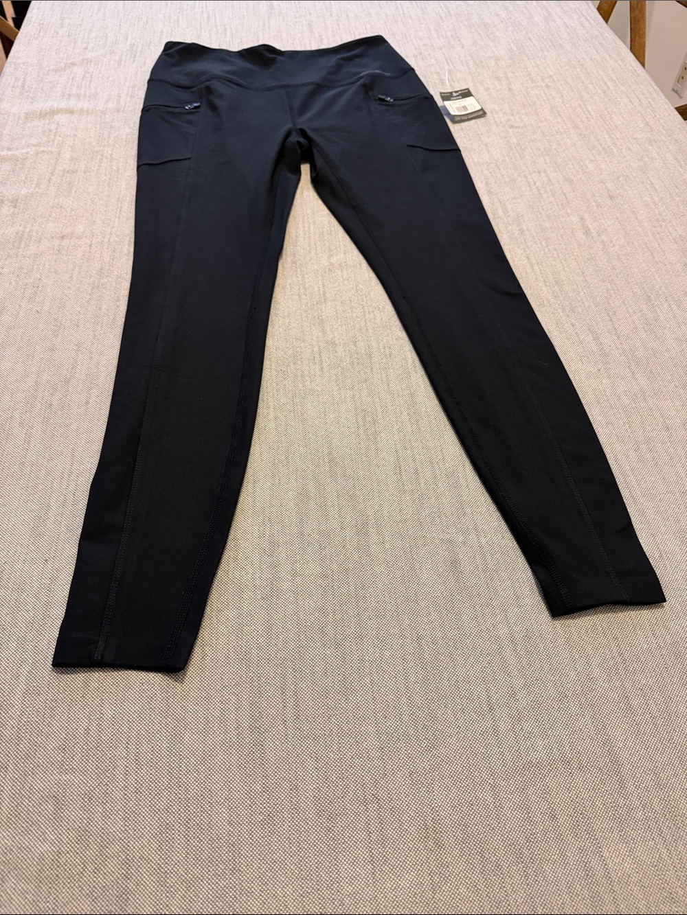 Eddie Bauer Black Trail Tight Leggings with Zipper Pockets